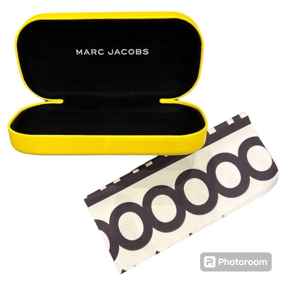 MARC JACOBS hardshell sunglasses glasses case yellow with lens cleaning cloth - Picture 1 of 3